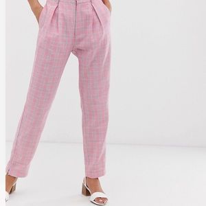 Checkered tapered pants
